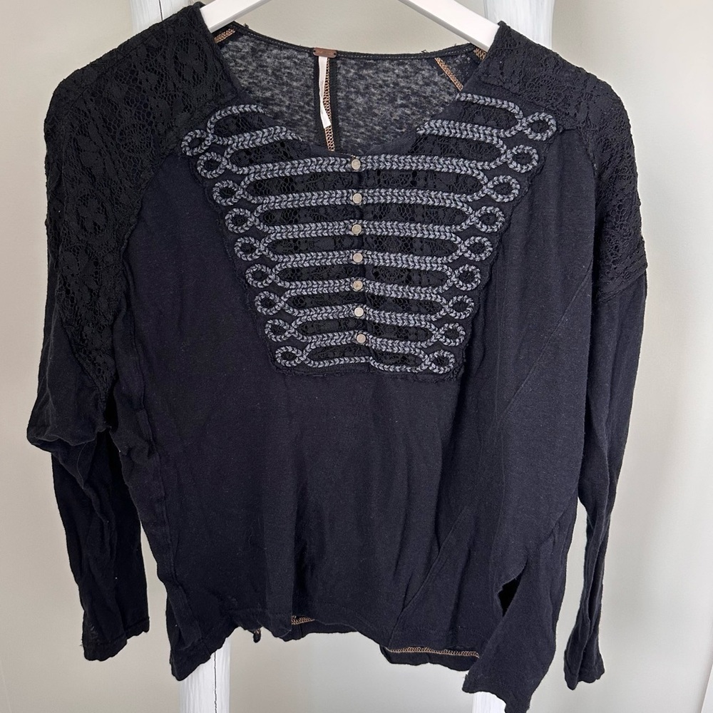 Free People Women’s Long Sleeve Embroidered and Lace Detail Shirt SZ Small